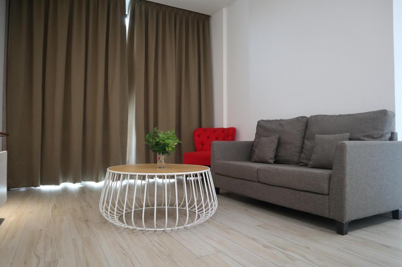 Zen66 @ Roxy Serviced Apartment กูชิง ภายนอก รูปภาพ